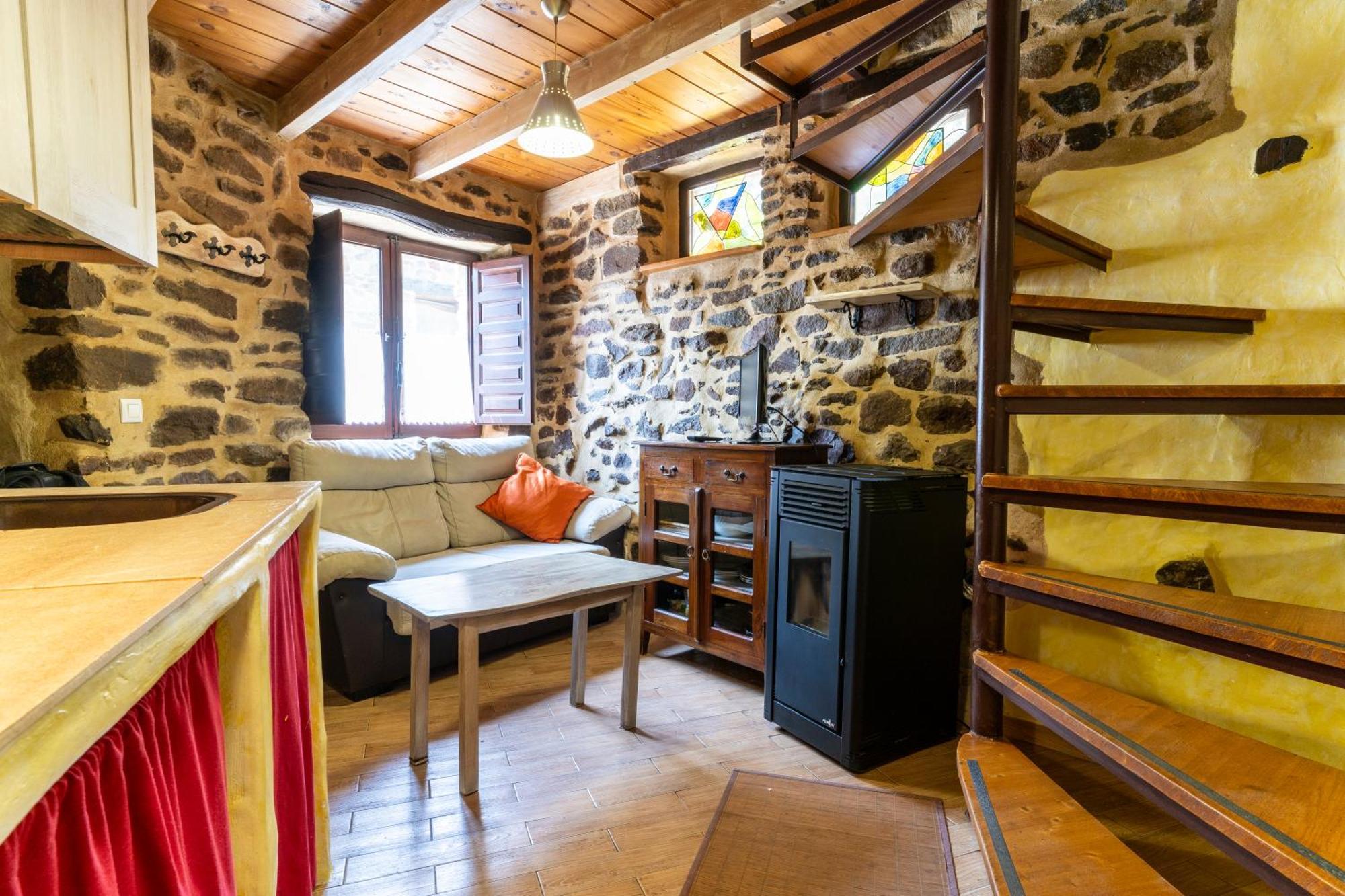 Casa De Turismo Rural Sardom2 Bembibre エクステリア 写真